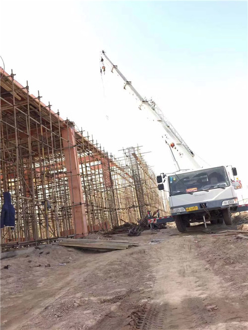 隆昌市25 吨、50 吨吊车怎么选？多大重量 / 半径适合对应车型？